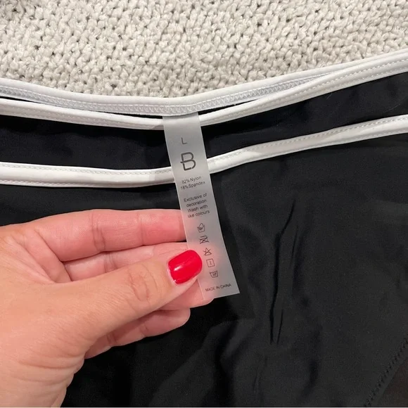 Black and White Women's high waisted Swimwear Set L NWT never - Picture 10 of 10